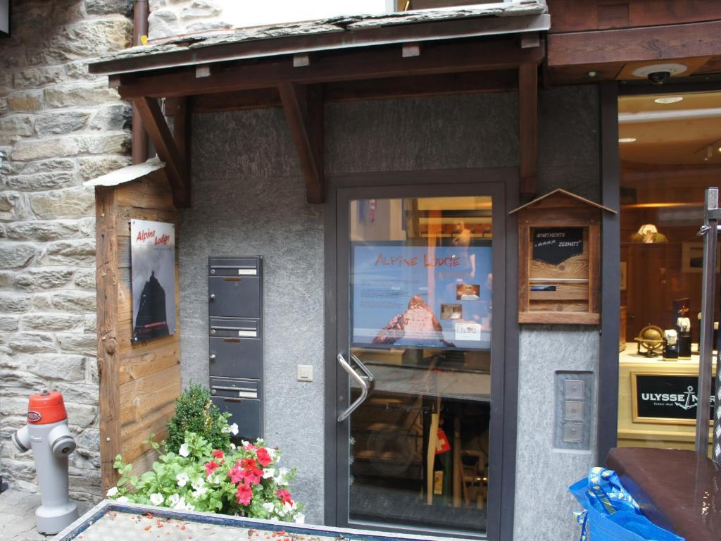 Alpine Lodge Zermatt Exteriör bild